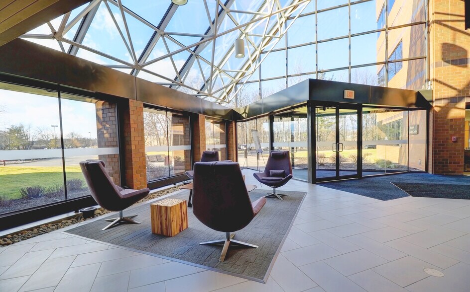 More Photos Of 90 E Halsey Rd, Parsippany Loft Creative Space For Lease