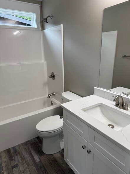 More Photos Of 1270 Tunnel Hill Varnell rd, Dalton Multifamily For Sale