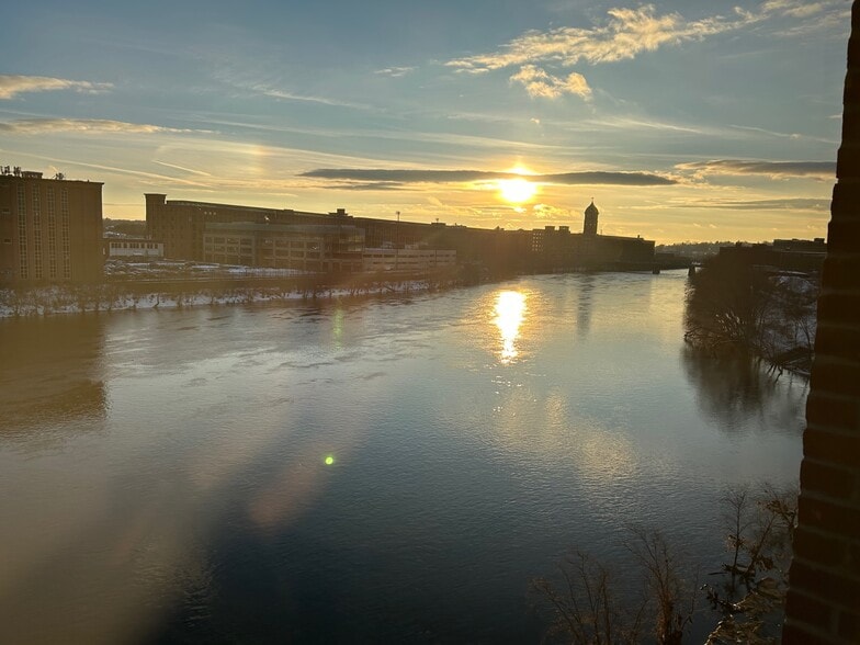 More Photos Of 25 Marston St, Lawrence Medical For Sale