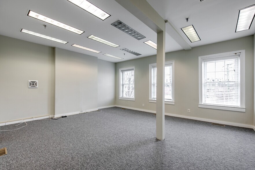 More Photos Of 211 N 18th St, Richmond Office Residential For Sale