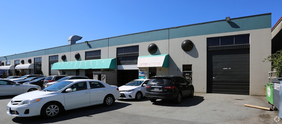 More Photos Of 12331 Bridgeport Rd, Richmond Flex For Sale
