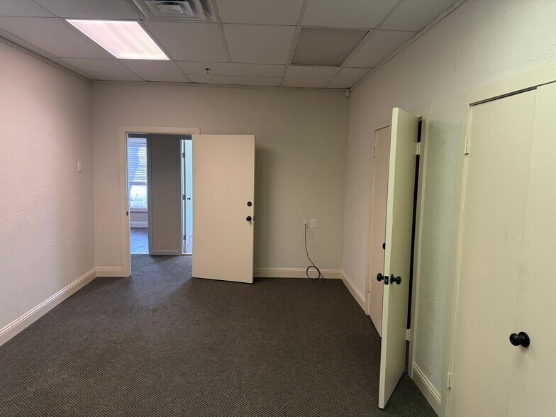 More Photos Of 7100 Blvd 26, Richland Hills Office For Sale
