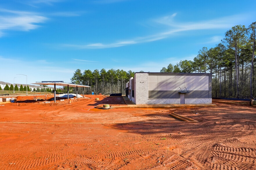More Photos Of 691-695 Bridges rd, McDonough General Retail For Lease