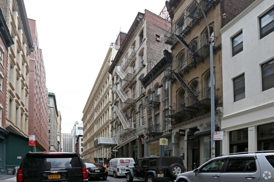 More Photos Of 71-73 Franklin St, New York Apartments For Sale