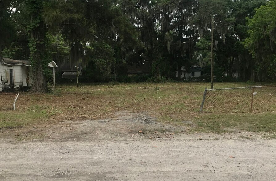 More Photos Of 235 W De Renne Ave, Savannah Land For Sale