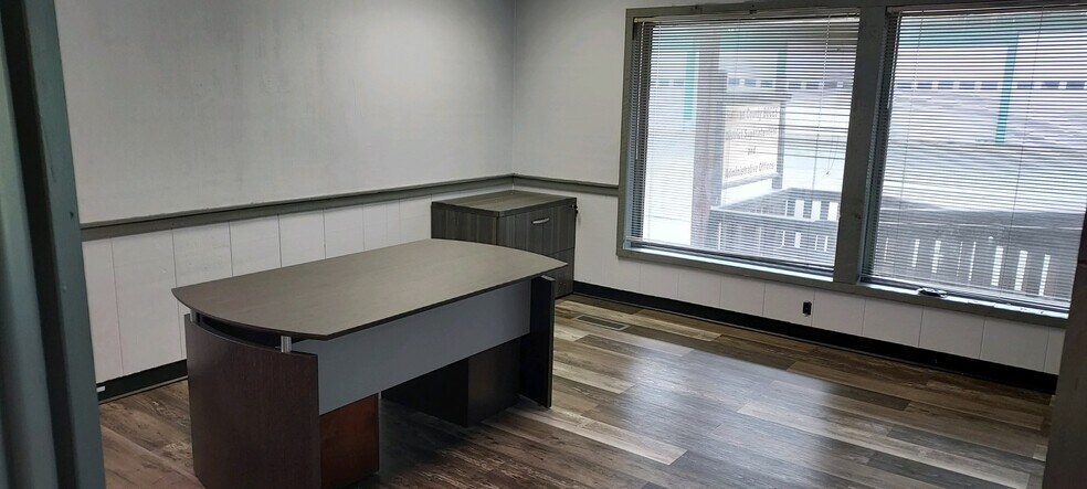 More Photos Of 6 Wierk Ave, Liberty Office For Lease