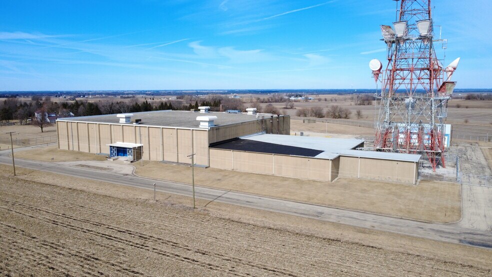 More Photos Of 2869 N 3501st Rd, Seneca Manufacturing For Sale