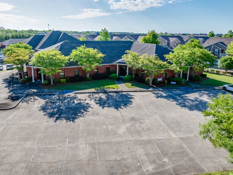 More Photos Of 4770 Woodmere Blvd, Montgomery Office For Sale