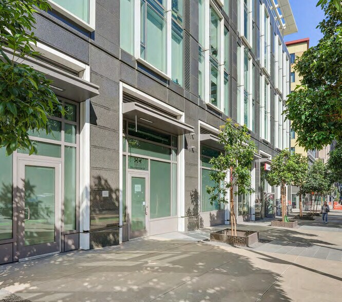 More Photos Of 299 Fremont St, San Francisco Apartments For Lease
