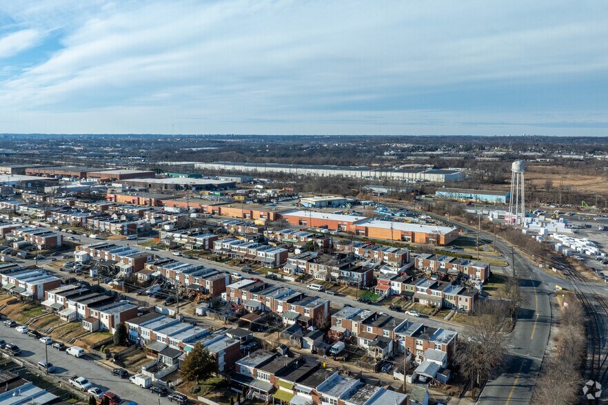 More Photos Of 7900-7996 E Baltimore St, Baltimore Flex For Lease