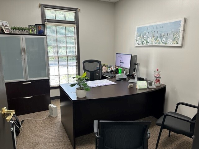 More Photos Of 1921 Whittlesey Rd, Columbus Office For Lease