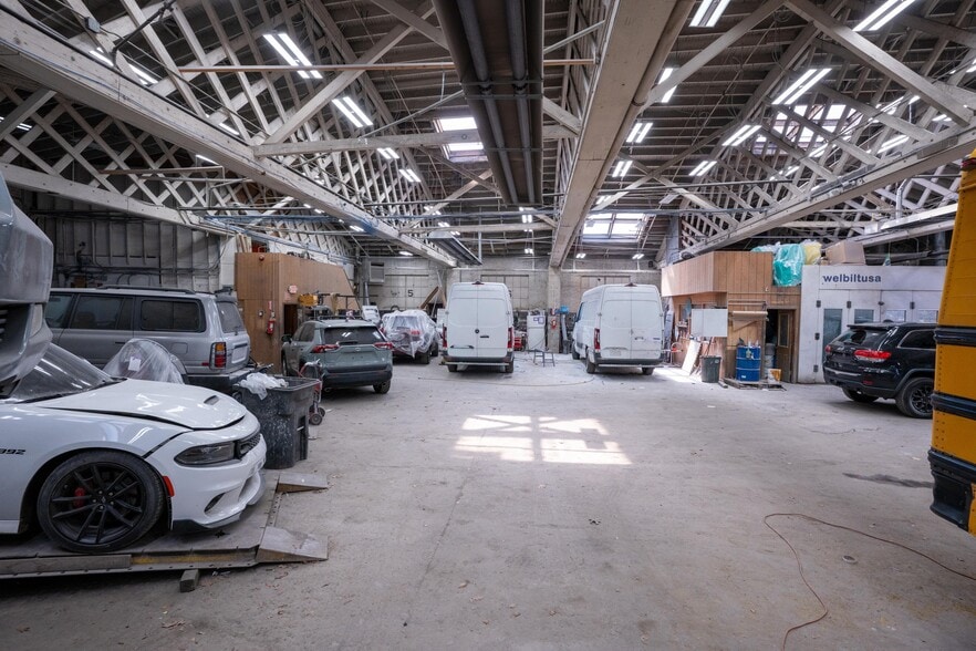 More Photos Of 615 Frelinghuysen Ave, Newark General Retail For Sale