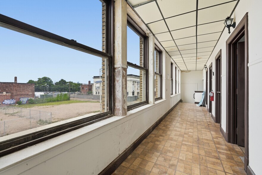 More Photos Of 1142-1148 Broadway, Camden Flex For Sale