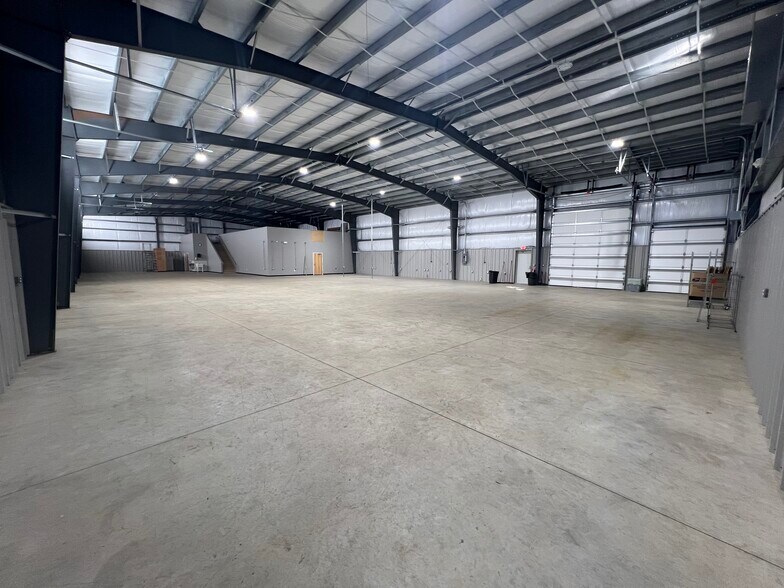 More Photos Of 209 Horsetail Moss ct, Myrtle Beach Manufacturing For Lease