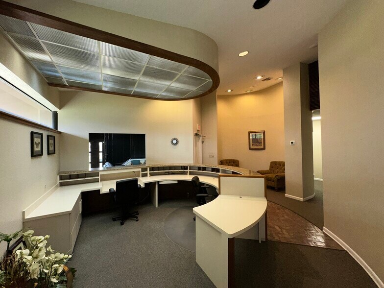 More Photos Of 3875 S Florida Ave, Lakeland Medical For Sale
