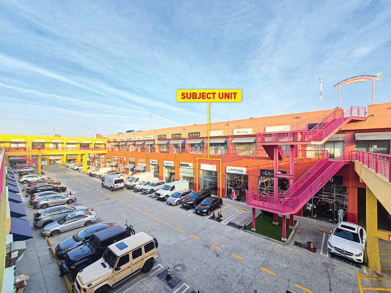 More Photos Of 1100 S San Pedro St, Los Angeles Storefront For Lease