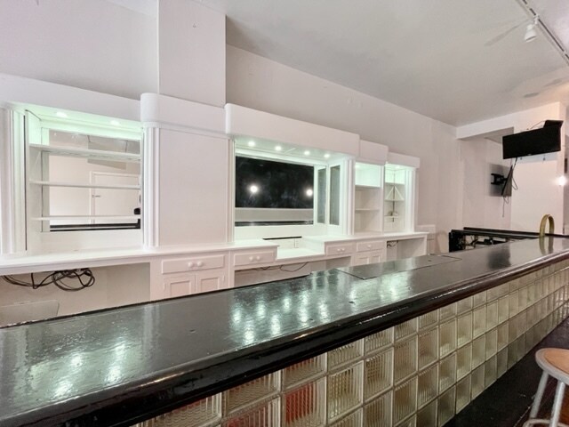 More Photos Of 4213 Ridge Ave, Philadelphia Restaurant For Lease