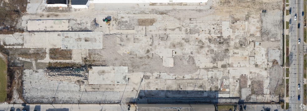 More Photos Of 4041-4051 N 27th St, Milwaukee Land For Lease