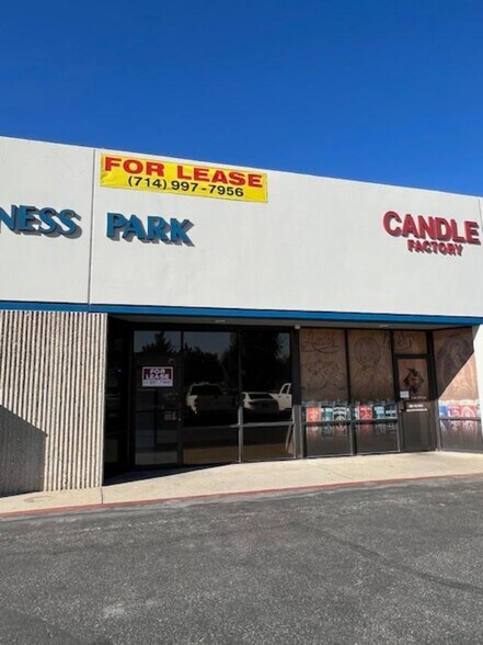 More Photos Of 1436 Ayala Dr, Rialto Service For Lease