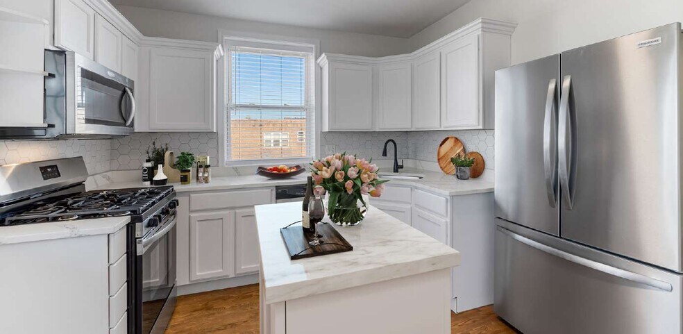 More Photos Of 5408-5410 N Campbell Ave, Chicago Apartments For Sale