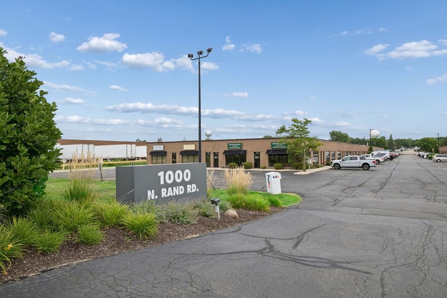 Primary Photo Of 1000 N Rand Rd, Wauconda Service For Sale