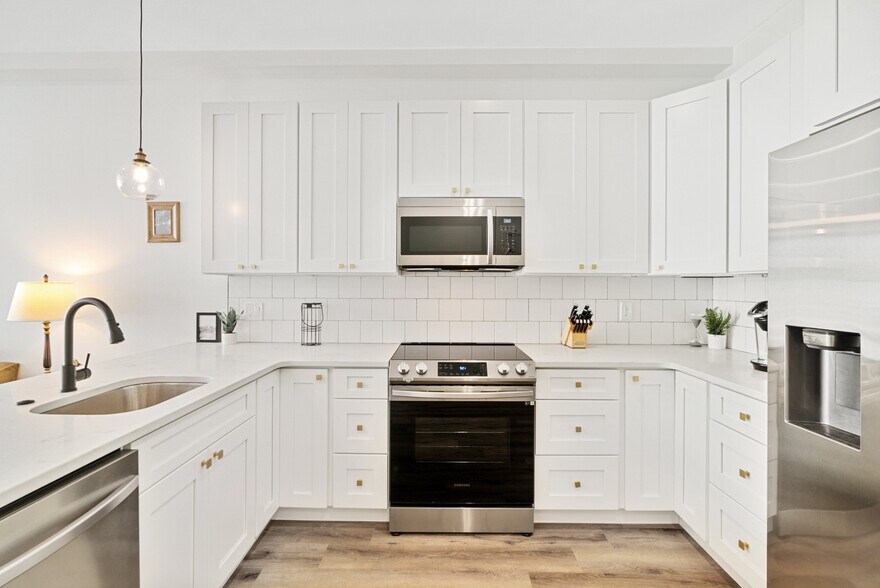 More Photos Of 1735 S 23rd St, Philadelphia Apartments For Sale