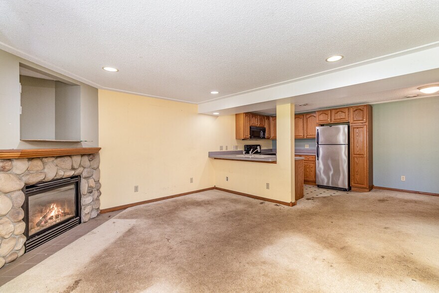 More Photos Of 13960 Lake Dr NE, Forest Lake Industrial For Sale