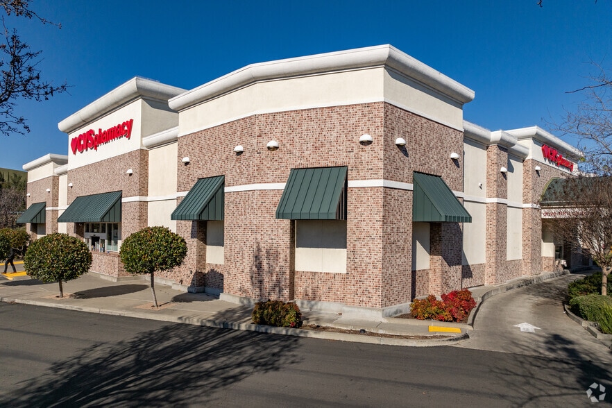 More Photos Of 3340 N Texas St, Fairfield Drugstore For Lease