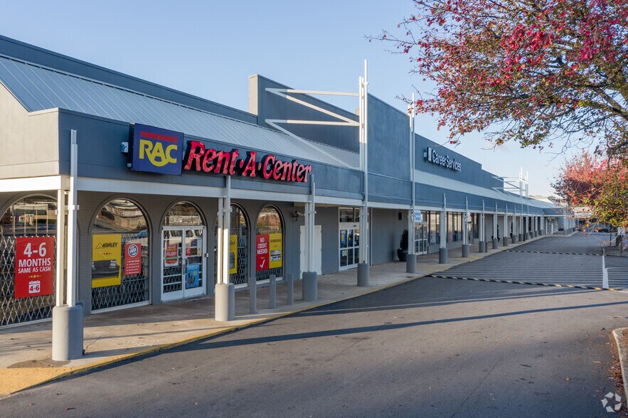 Primary Photo Of 1283-1304 Columbia Dr, Decatur General Retail For Lease