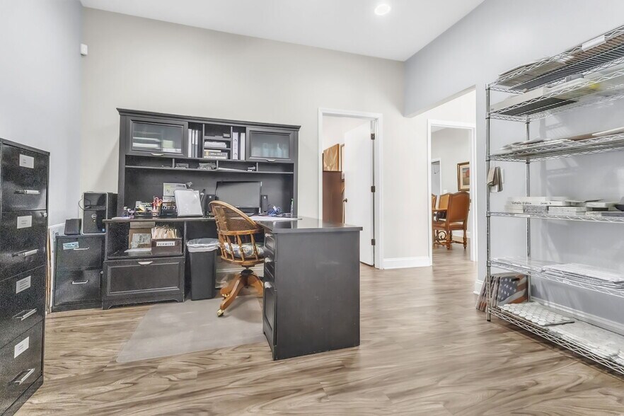 More Photos Of 4175 Sandy Flat Rd, Taylors Warehouse For Sale