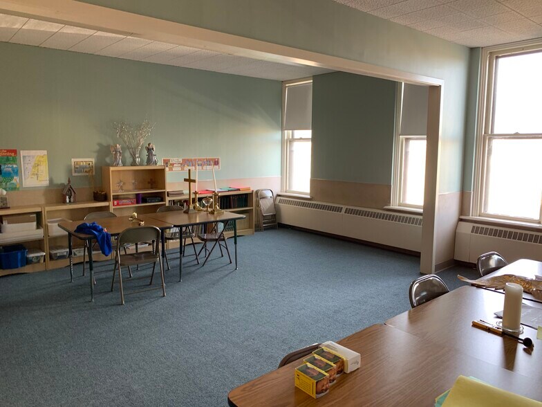 More Photos Of 136 E Main St, Meriden Religious Facility For Sale