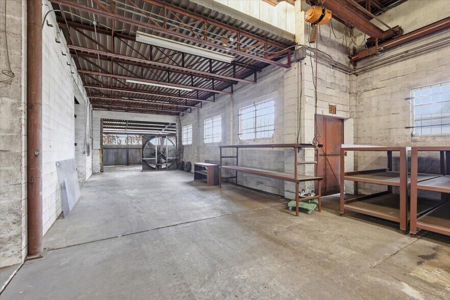 More Photos Of 1020 Wilfred Dr, Orlando Industrial For Sale