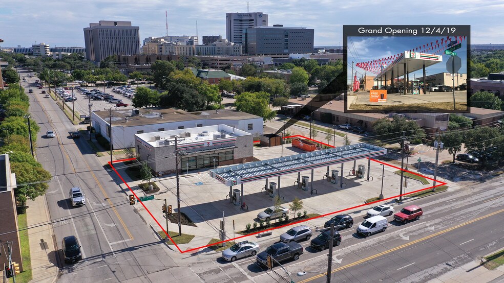 More Photos Of Live Oak & Washington, Dallas Convenience Store For Sale
