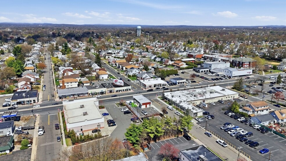 More Photos Of 27-16 Broadway, Fair Lawn Land For Lease
