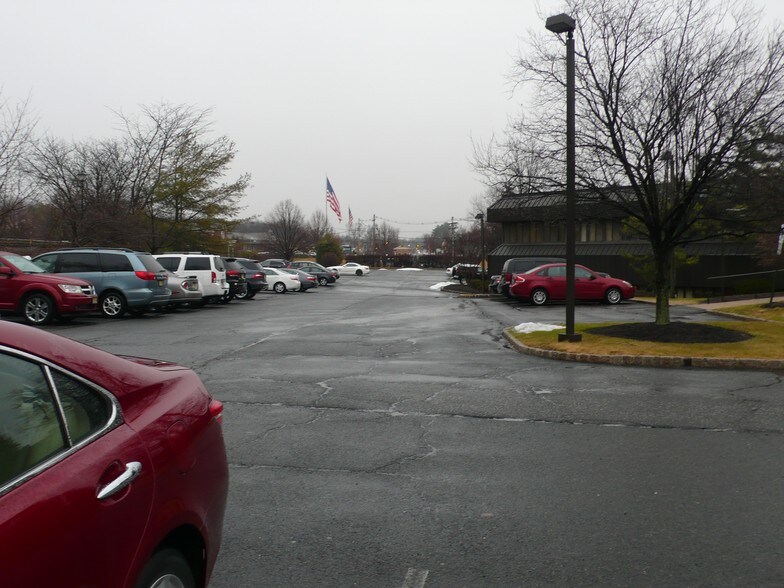 More Photos Of 65 Mountain Blvd, Warren Medical For Sale