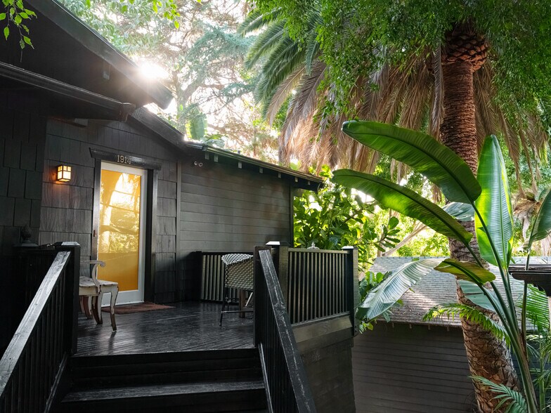 More Photos Of 1908 Hillcrest Rd, Los Angeles Apartments For Sale