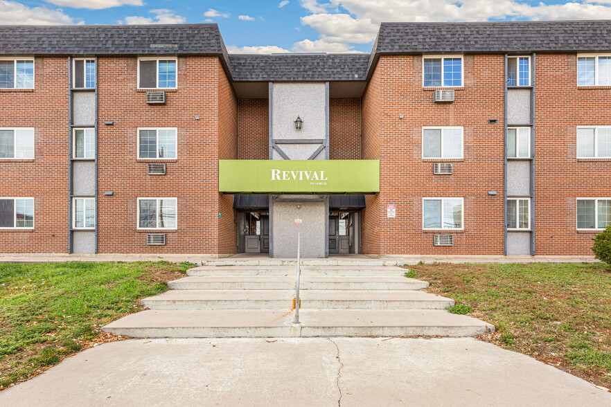 Primary Photo Of 7251 Samuel Dr, Denver Apartments For Sale