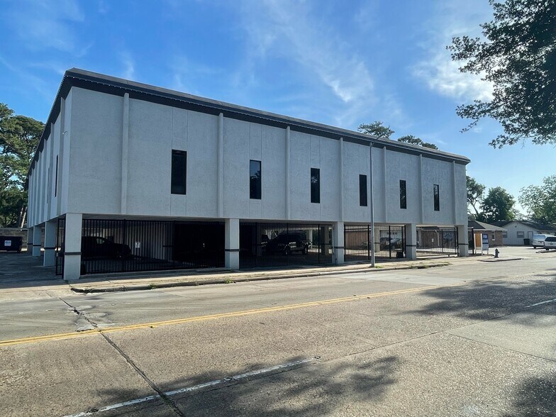More Photos Of 10122 Long Point Rd, Houston Medical For Lease