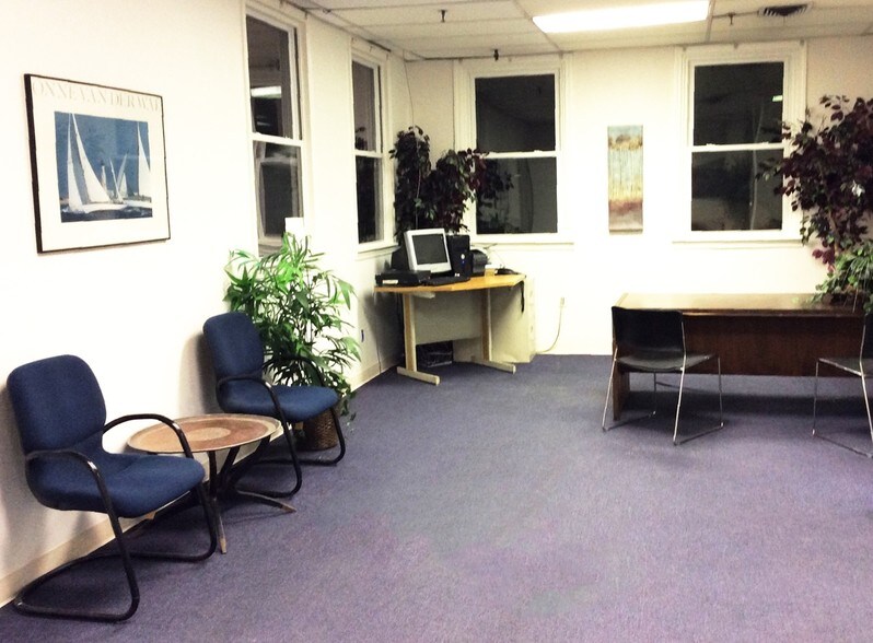 More Photos Of 55-R Pawtucket Ave, Rumford Warehouse For Sale