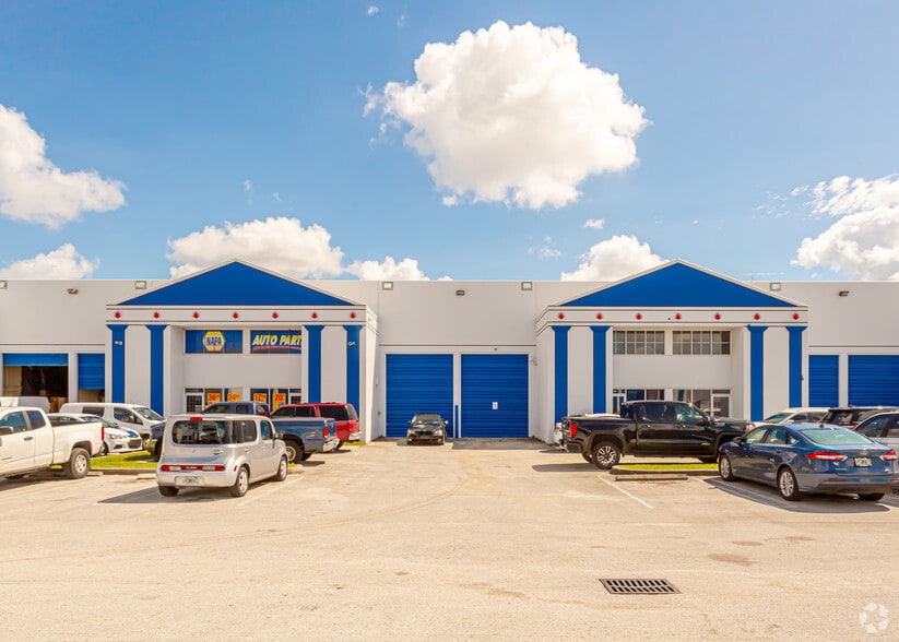 More Photos Of 13450-13464 SW 131st St, Miami Light Distribution For Lease