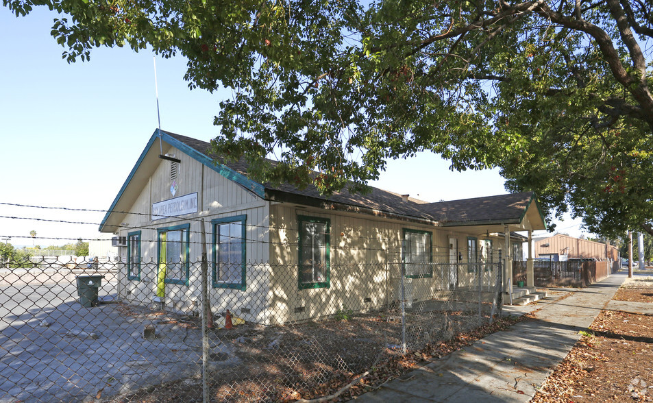 Primary Photo Of 905 Stockton Ave, San Jose Warehouse For Sale