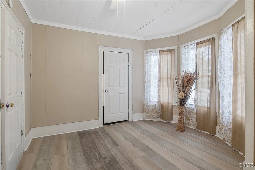 More Photos Of 306 Shuart Ave, Syracuse Multifamily For Sale