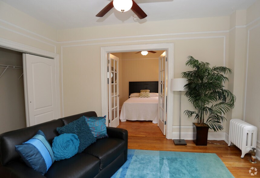 More Photos Of 1616 16th St NW, Washington Apartments For Sale