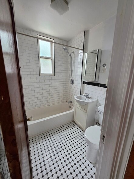 More Photos Of 1937 Greene Ave, Ridgewood Multifamily For Sale