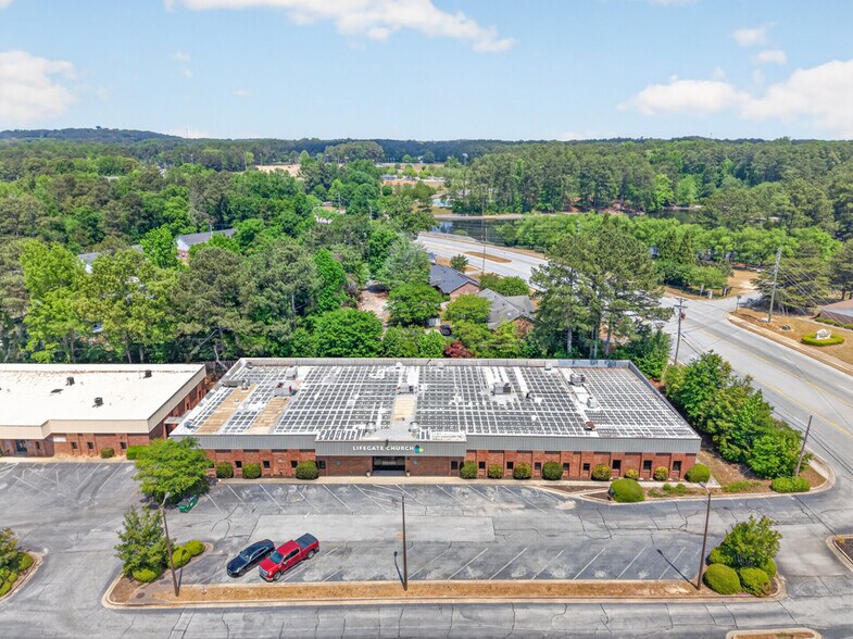 More Photos Of 3005 Lenora Church Rd, Snellville Office For Sale