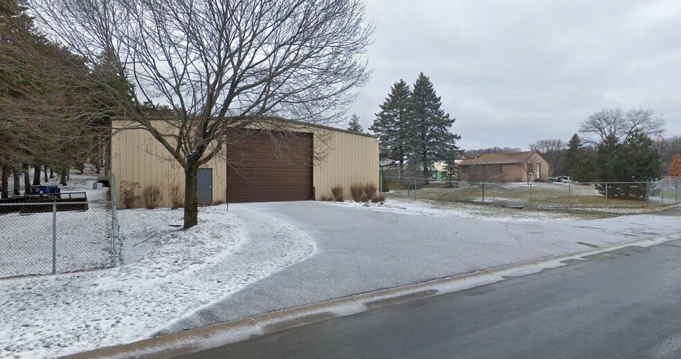 More Photos Of 3401 Highway 55, Eagan Warehouse For Lease