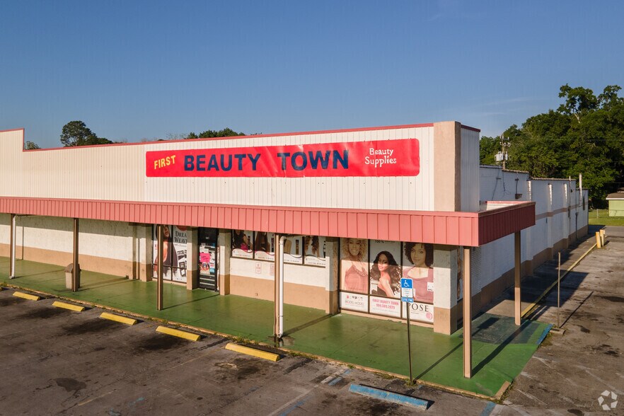 More Photos Of 700-778 Edgewood Ave N, Jacksonville Unknown For Lease