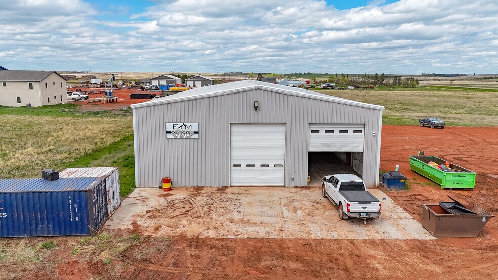 More Photos Of 10911 27J St SW, Dickinson Warehouse For Sale