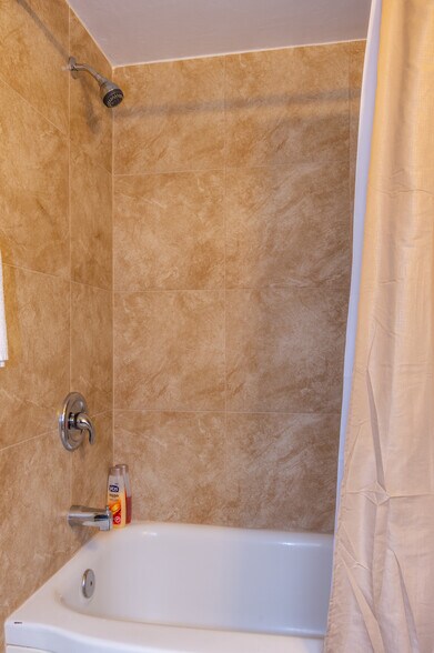 More Photos Of 4302 E Bellevue St, Tucson Apartments For Sale