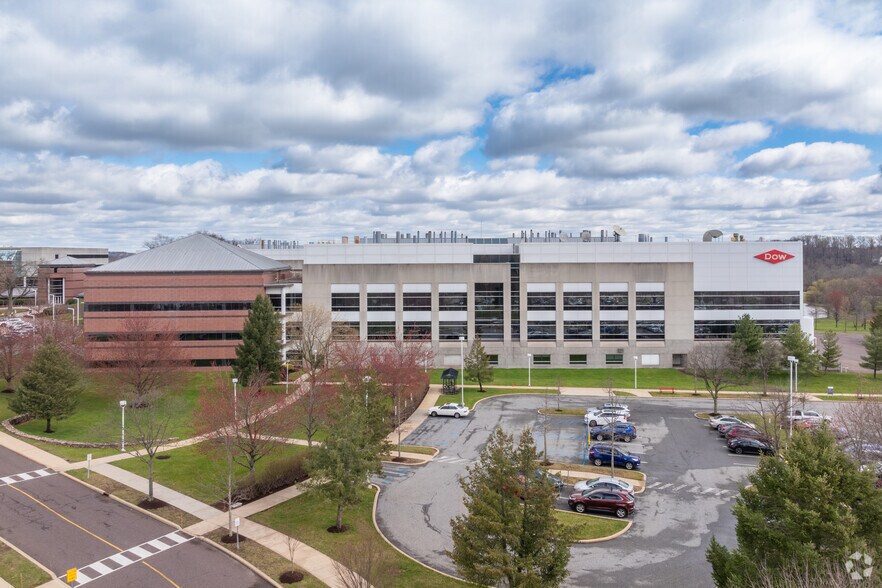 More Photos Of 400 Arcola Rd, Collegeville Office For Sale